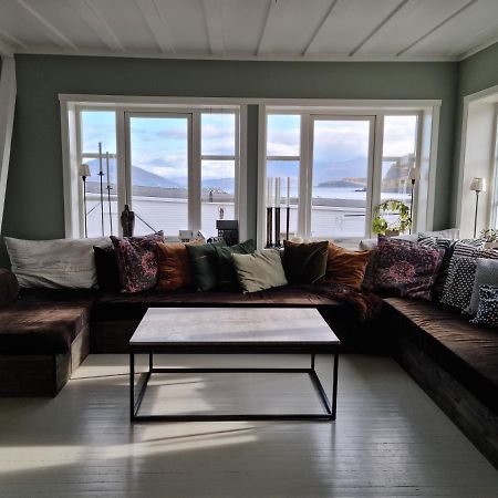 Koselig Leilighet Midt I Sentrum Appartement Skjervoy Buitenkant foto