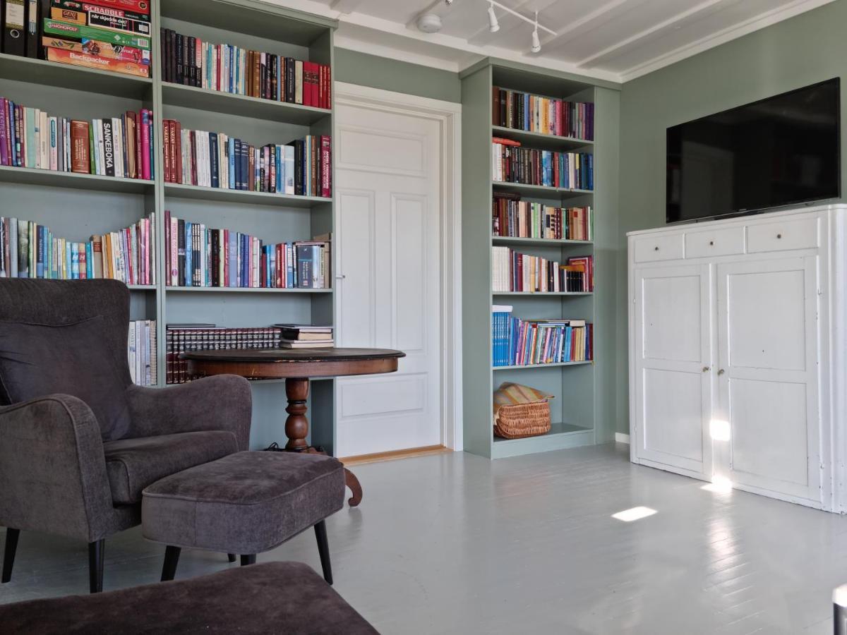Koselig Leilighet Midt I Sentrum Appartement Skjervoy Buitenkant foto