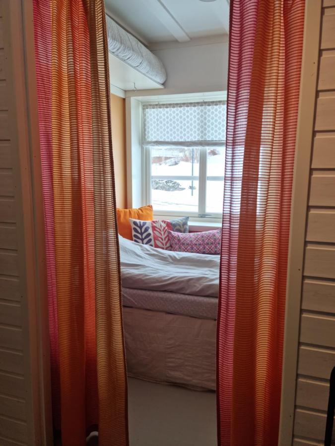 Koselig Leilighet Midt I Sentrum Appartement Skjervoy Buitenkant foto